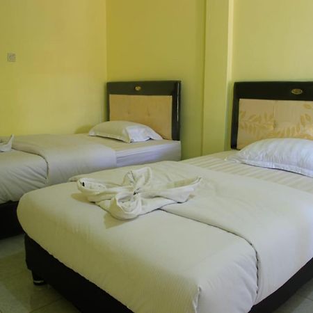 Pondok Wisata Dan Restoran Elim Waingapu Luaran gambar