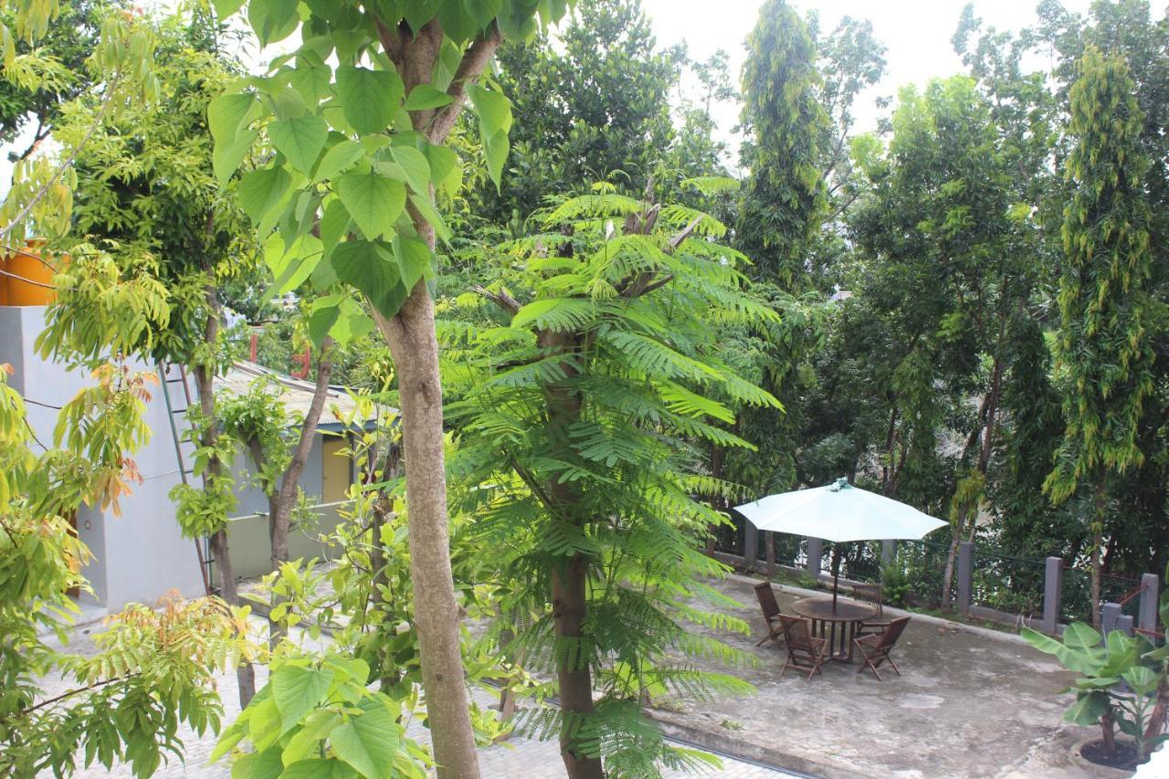 Pondok Wisata Dan Restoran Elim Waingapu Luaran gambar