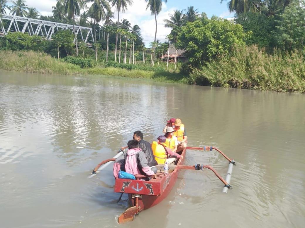 Pondok Wisata Dan Restoran Elim Waingapu Luaran gambar